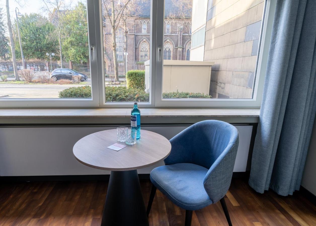 Numa Bona Aparthotel Bagian luar foto